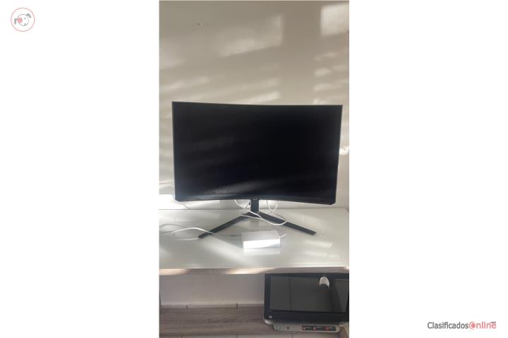 Samsung Odyssey Neo G8 32 4K 240Hz Curvo Min, Puerto Rico