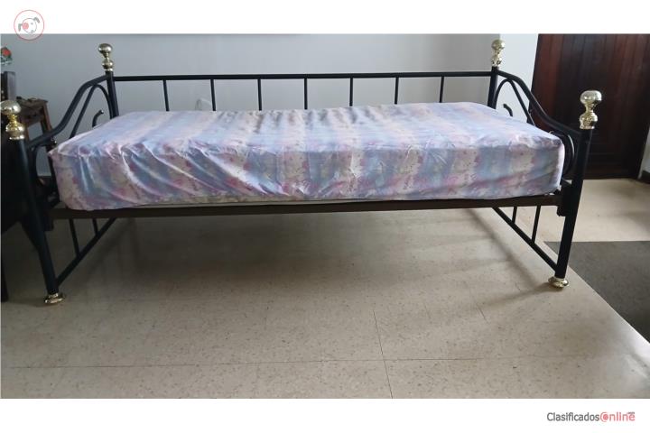 Cama Daybed para la chica en Navidad!, Puerto Rico
