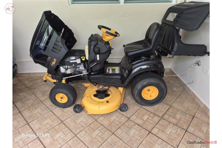 Tractor, Puerto Rico