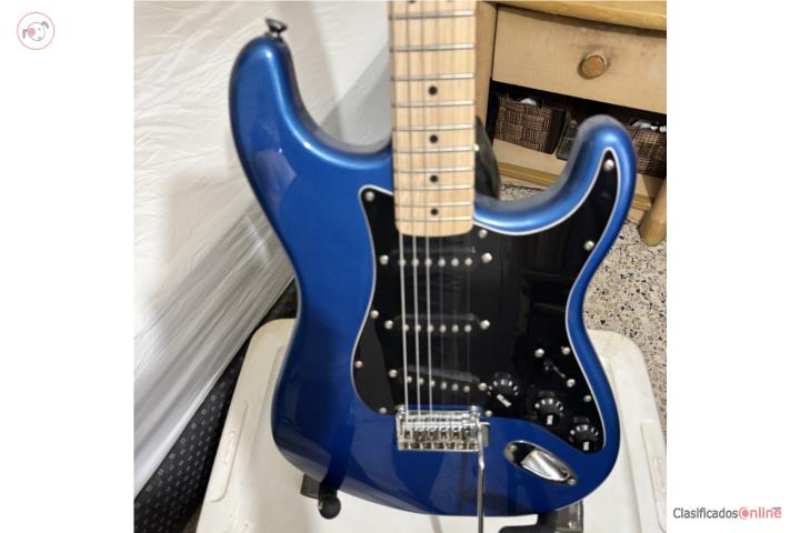 Guitarra Squier Stratocaster Affinity by Fend, Puerto Rico