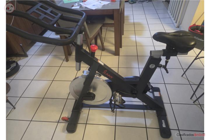 Bicicleta estacionaria Sunny Health & Fitness, Puerto Rico