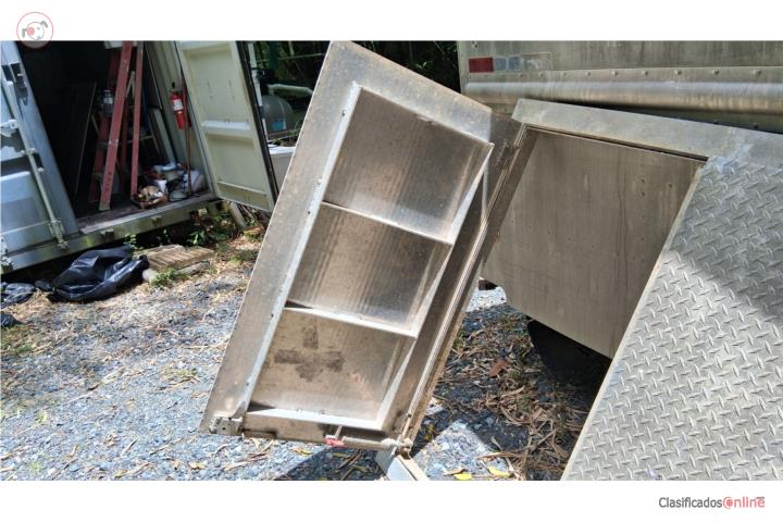 Tapa Halliday (Waste Waterwater Access Door), Puerto Rico