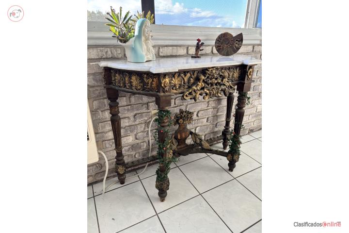 Consola {mesa decorativa] vintage/antigua, Puerto Rico