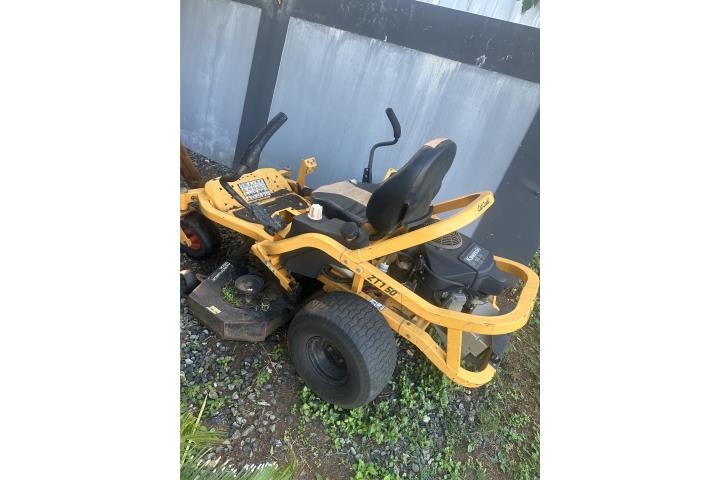 Tractor zeru Turn