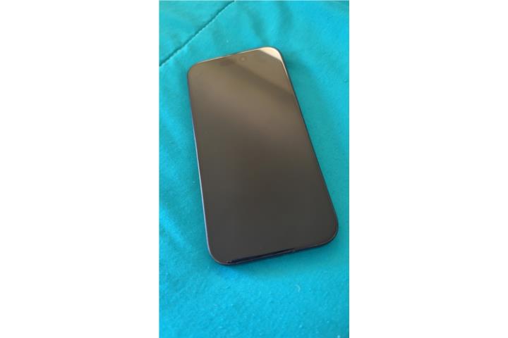 iPhone 15 regular