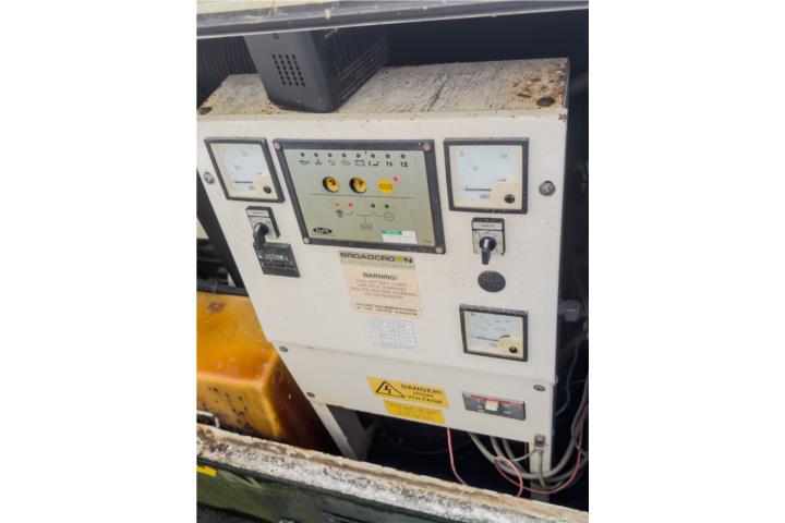 Generador 15 KW con poco uso para casa grande