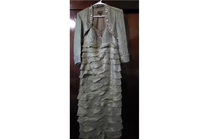 Hermoso vestido como nuevo, no lo deje pasar, Puerto Rico
