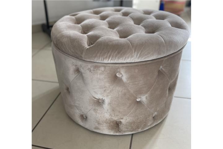 OTTOMAN COLOR ROSA VIEJO $100 , Puerto Rico