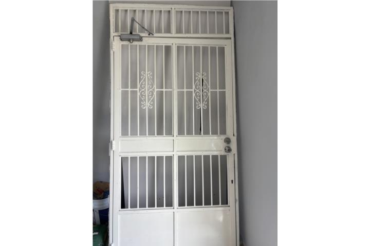 Porton de Reja, Puerto Rico