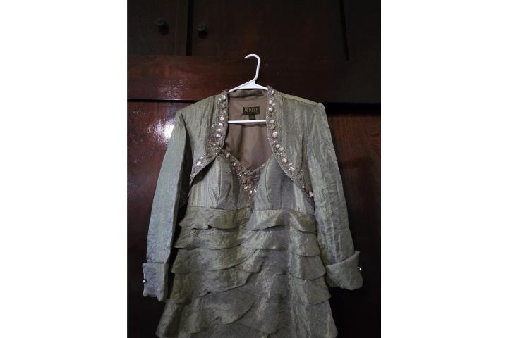 Hermoso vestido como nuevo, no lo deje pasar, Puerto Rico
