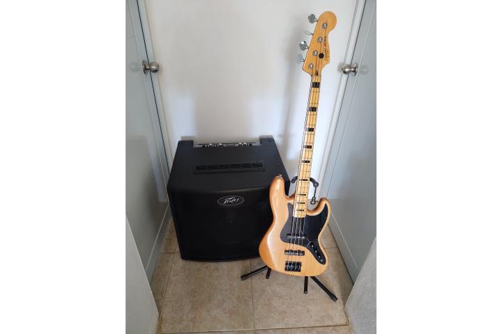 Bajo y amplificador , Puerto Rico