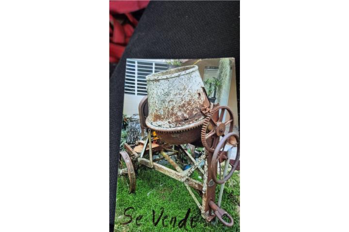 Ligadora de cemento antigua, Puerto Rico