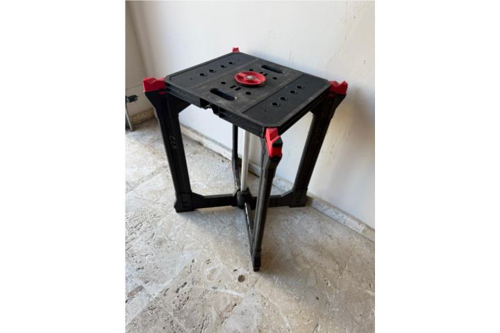Husky Plastic Folding Miter Saw Table, Puerto Rico
