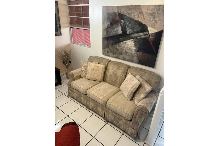 Sofa Cama / incluye cojines, Puerto Rico