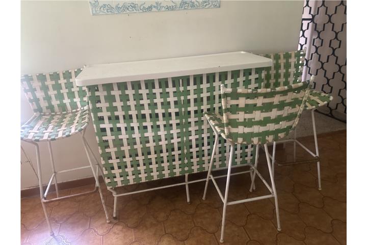 Barra y sillas, Puerto Rico