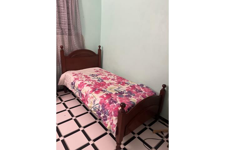 Juego Cuarto Twin en $300, Puerto Rico