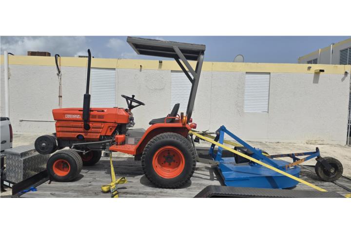 Kubota B6200 Diesel con Taladora, Puerto Rico