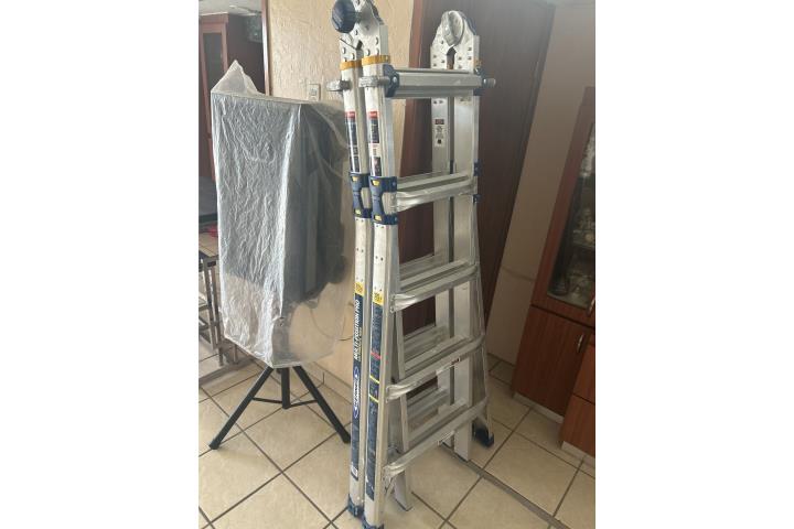 Escalera de 21' aluminio , Puerto Rico