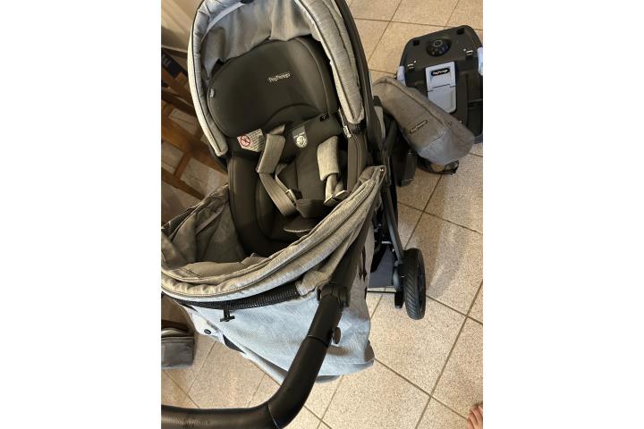 Se vende coche peg perego bulto y dos bases c, Puerto Rico