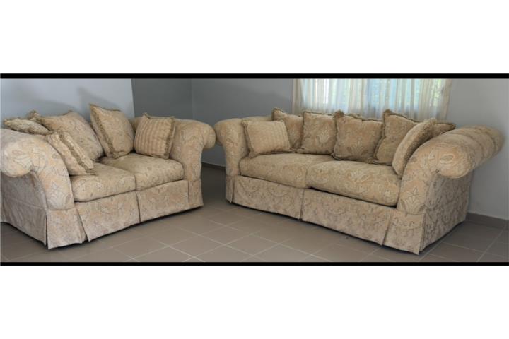 MUEBLES DE SALA COLOR CREMA, Puerto Rico
