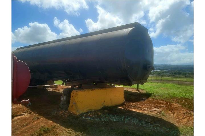 Tanque de agua en aluminio: 12,000 galones , Puerto Rico