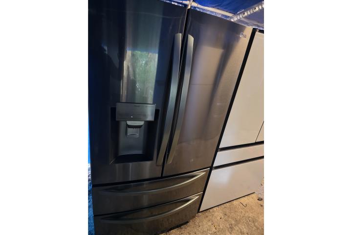 Nevera lg 4 puerta charco gray en canovanas