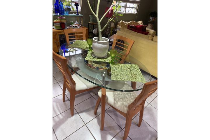 Juego Comedor madera y cristal