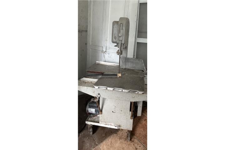 Sierra industrial cortar carne