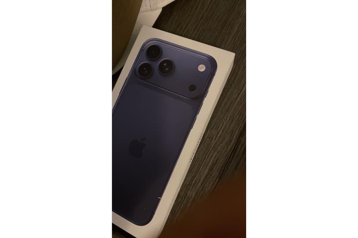 iPhone 17 Pro Max Desbloqueado Sellado Nuevo, Puerto Rico