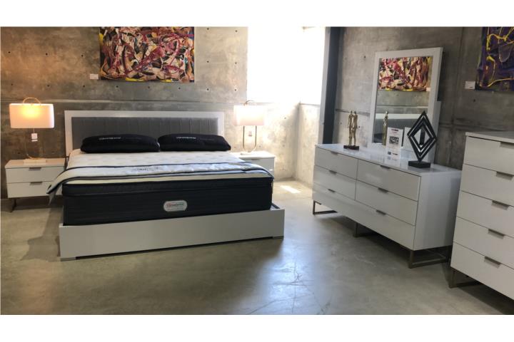Juego de cuarto queen de Ambiente Moderno, Puerto Rico