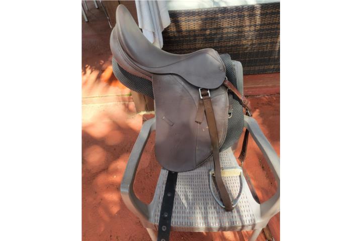 Silla de montar caballo, Puerto Rico