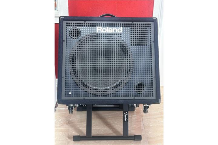 ROLAND KC-600 con Stand Fender, Puerto Rico