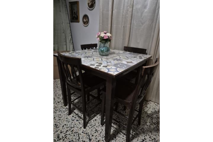 Se vende juego de comedor, Puerto Rico