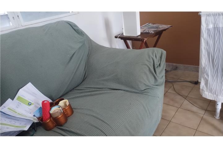 Sofá y loveseat , Puerto Rico