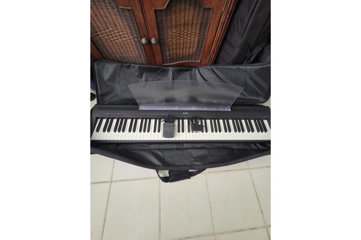 PIANO YAMAHA MODELO P-95  88 KEY, Puerto Rico