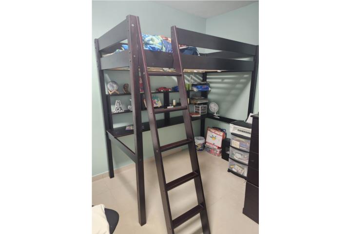 Cama litera con escritorio , Puerto Rico