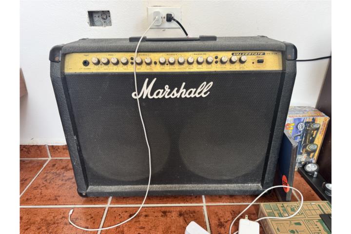 Amplificador marshall 2x12 de tubo con pedal , Puerto Rico