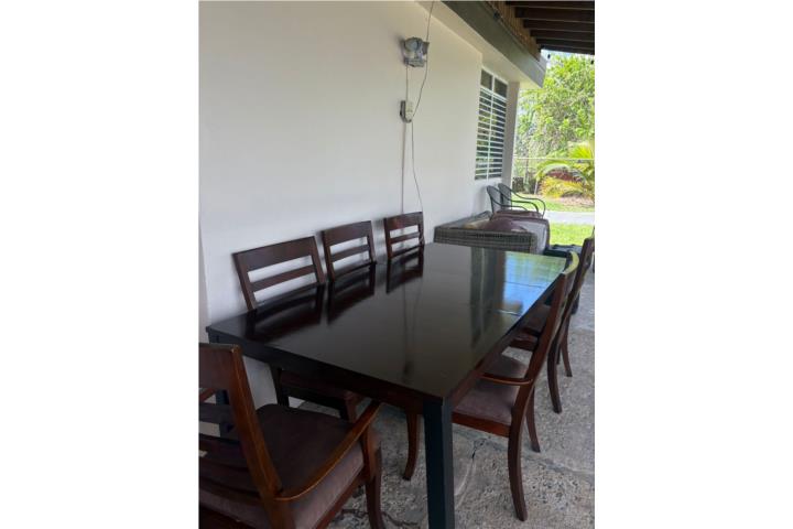 Juego de Comedor de madera de seis sillas , Puerto Rico