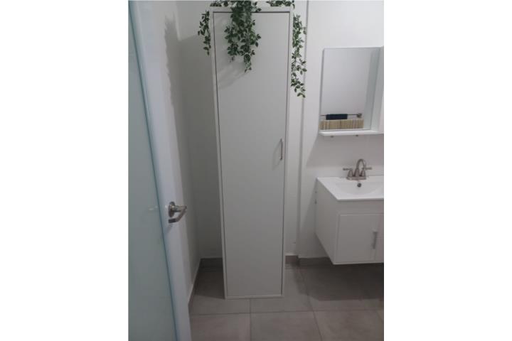 Mueble para baño o dormitorio., Puerto Rico