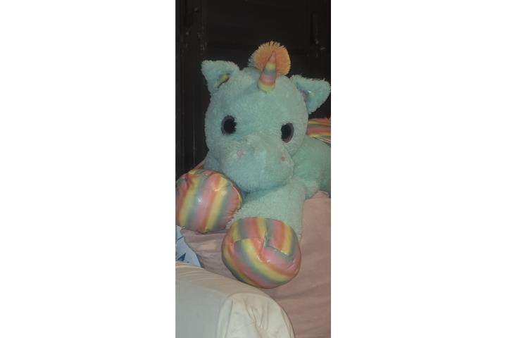 Peluche gigante  de Unicornio, Puerto Rico