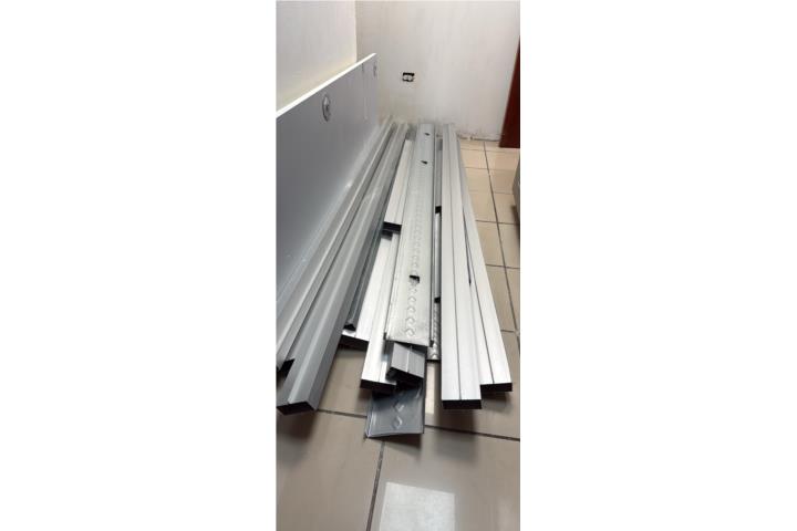 Lote postes Aluminio , Puerto Rico