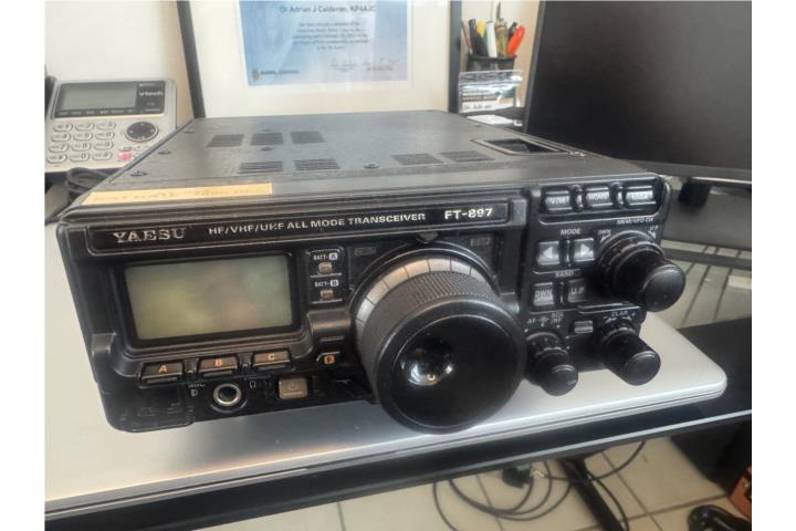 Radio multibanda Yaesu FT897 HF/VHF/UHF, Puerto Rico