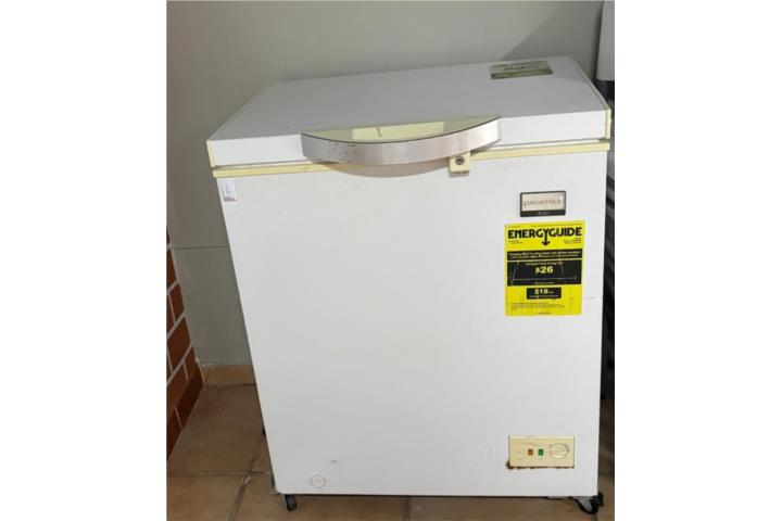 congelador FRIGIDAIRE (Freezer) 5 cubico pies, Puerto Rico