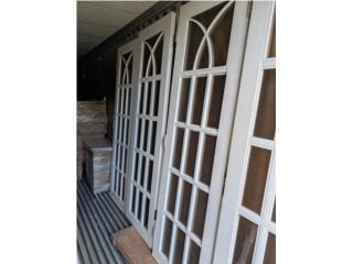 Puerta de aluminio, 4 secciones y remate, Puerto Rico
