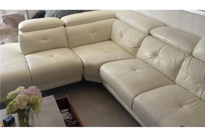 Mueble seccional , Puerto Rico