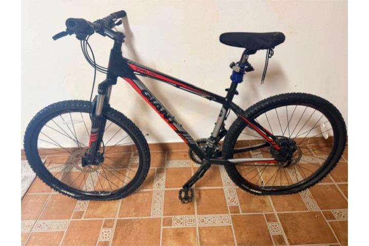GIANT ALUXX 6000 BICYCLE 90