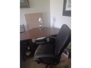 Escritorio con silla madera , Puerto Rico