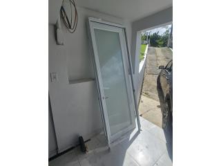Puerta cristal, Puerto Rico