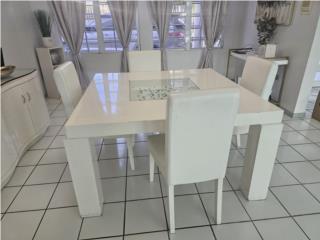Precioso Juego de Comedor para 8 Personas, Puerto Rico