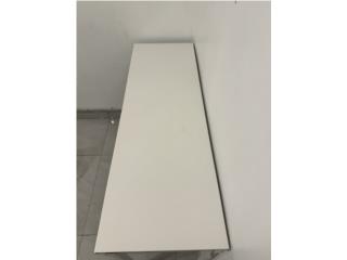 Escritorio de IKEA, Puerto Rico